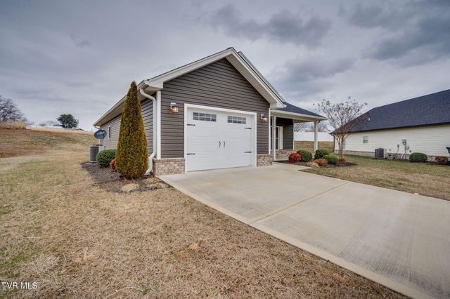 168 Gunners Way, Gray, TN 37615