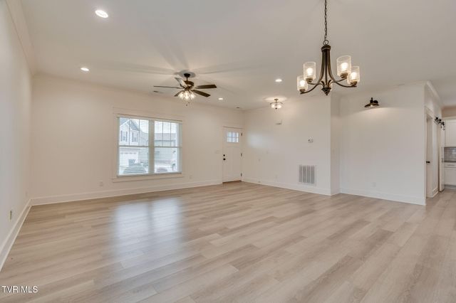 168 Gunners Way, Gray, TN 37615