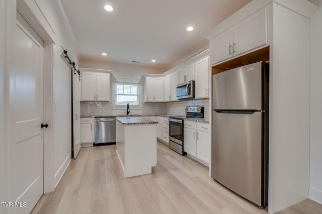 168 Gunners Way, Gray, TN 37615