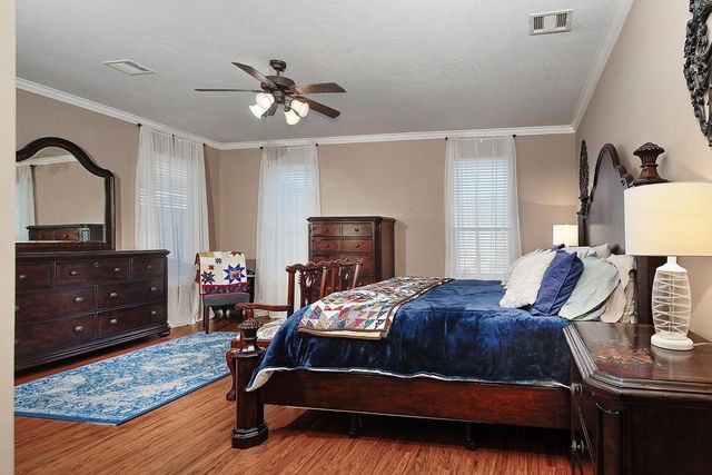 610 Manchester Trail Drive, Spring, TX 77373