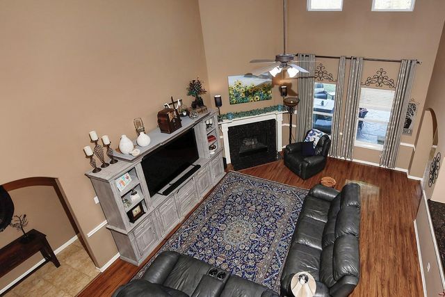 610 Manchester Trail Drive, Spring, TX 77373