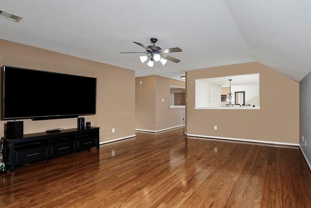 610 Manchester Trail Drive, Spring, TX 77373