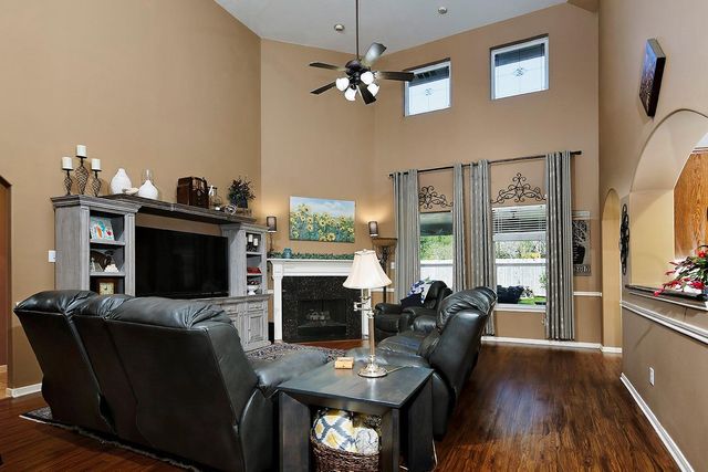 610 Manchester Trail Drive, Spring, TX 77373