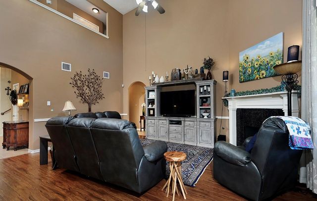 610 Manchester Trail Drive, Spring, TX 77373