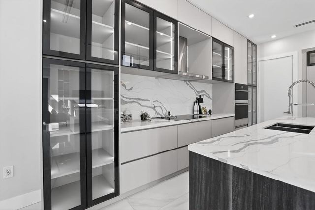 750 NE 16th Avenue, Fort Lauderdale, FL 33304