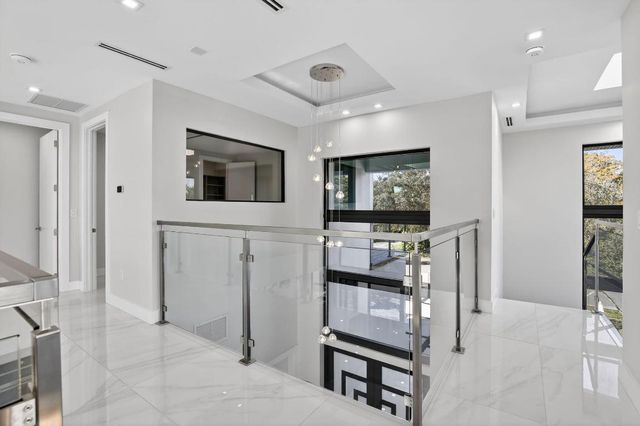 750 NE 16th Avenue, Fort Lauderdale, FL 33304