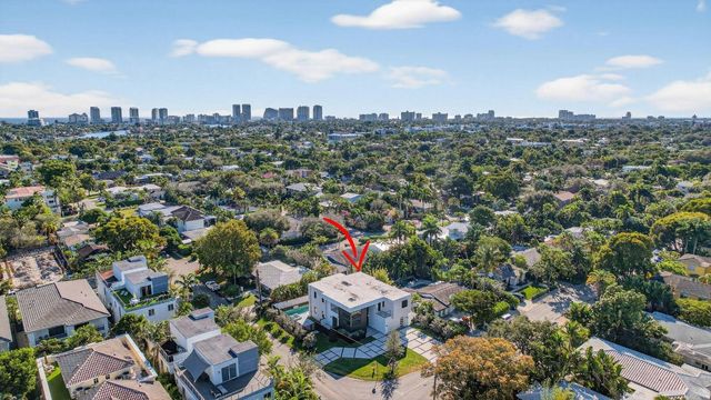 750 NE 16th Avenue, Fort Lauderdale, FL 33304