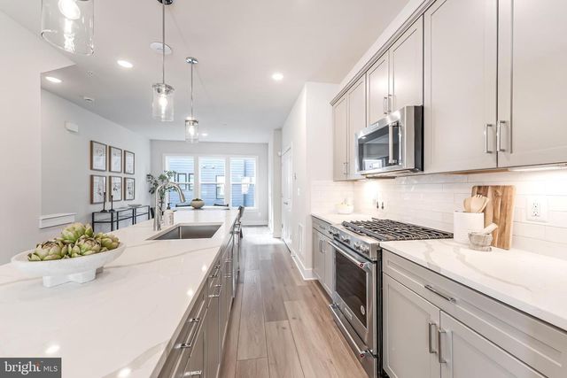 12742 VERDANT WAY, Reston, VA 20191