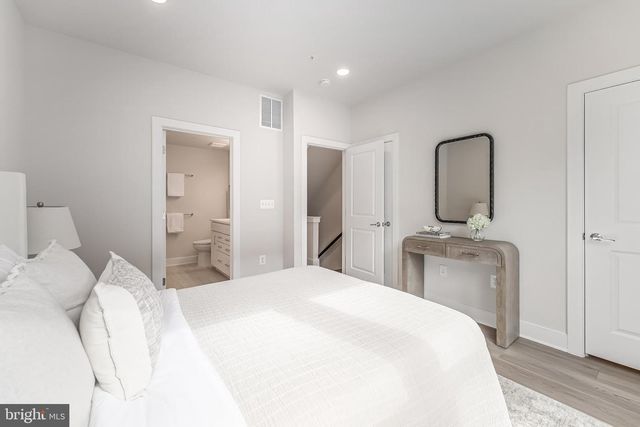 12742 VERDANT WAY, Reston, VA 20191