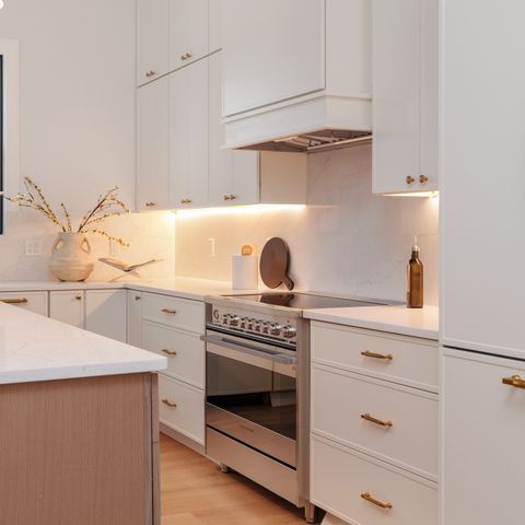 712 Watertown St 2, Newton, MA 02460
