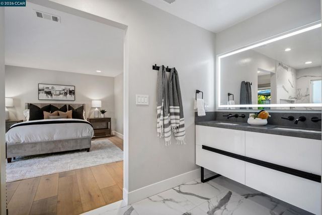 230 230 Royal Palm Place, Danville, CA 94526