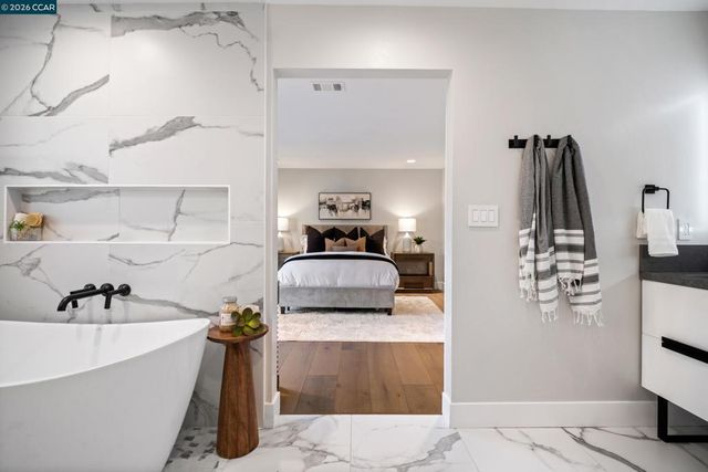 230 230 Royal Palm Place, Danville, CA 94526