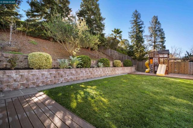 230 230 Royal Palm Place, Danville, CA 94526