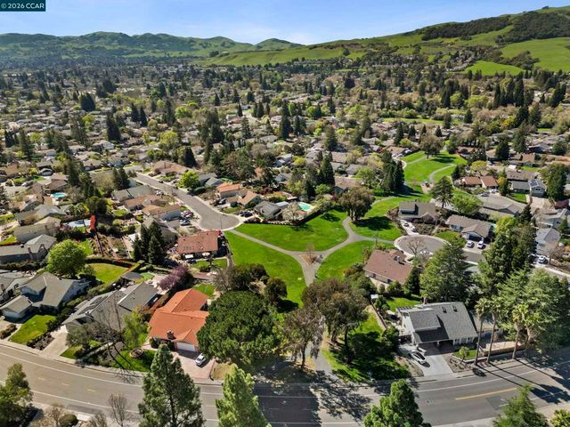 230 230 Royal Palm Place, Danville, CA 94526