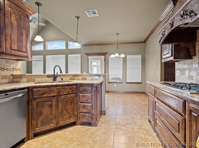 13639 State Highway 76 N, Healdton, OK 73438