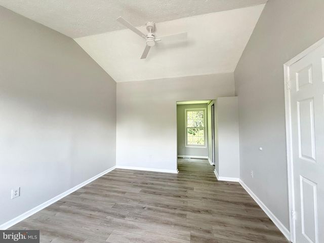 2 CINNABAR CT, Gaithersburg, MD 20879