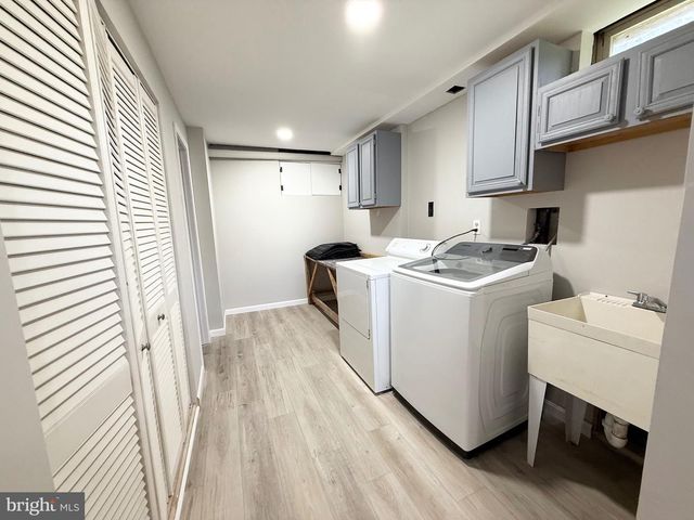 2 CINNABAR CT, Gaithersburg, MD 20879