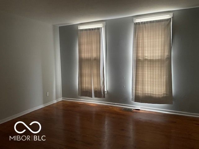 1331 Sycamore Street, Columbus, IN 47201