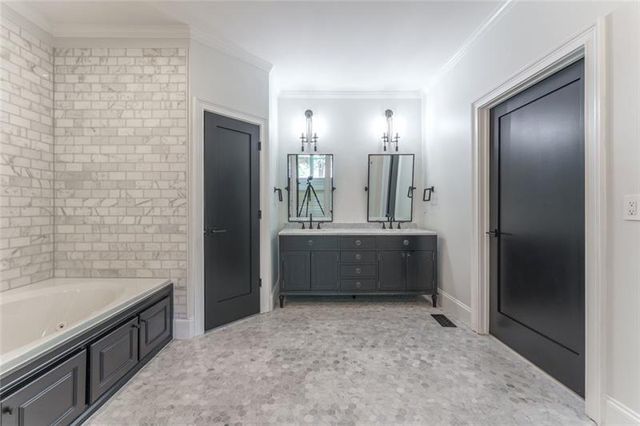 214 Chandler Walk, Loganville, GA 30052