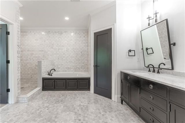 214 Chandler Walk, Loganville, GA 30052