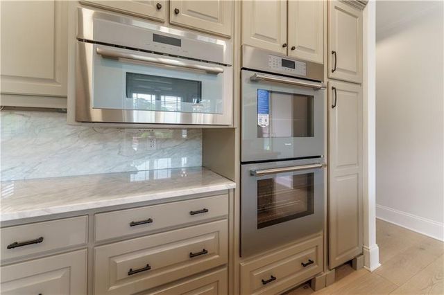 214 Chandler Walk, Loganville, GA 30052