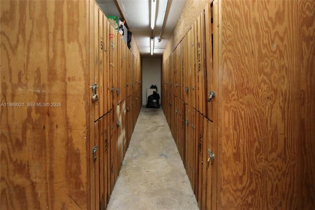 2821 N Miami Beach Blvd 2K, North Miami Beach, FL 33160