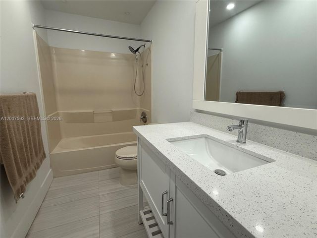 12245 SW 201st Ter, Miami, FL 33177