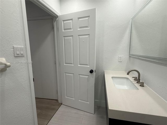 12245 SW 201st Ter, Miami, FL 33177