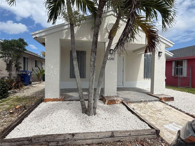 12245 SW 201st Ter, Miami, FL 33177