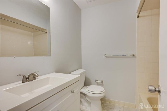 1608 Green Hollow Drive, Iselin, NJ 08830