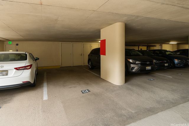 55 S Judd Street 2004, Honolulu, HI 96817