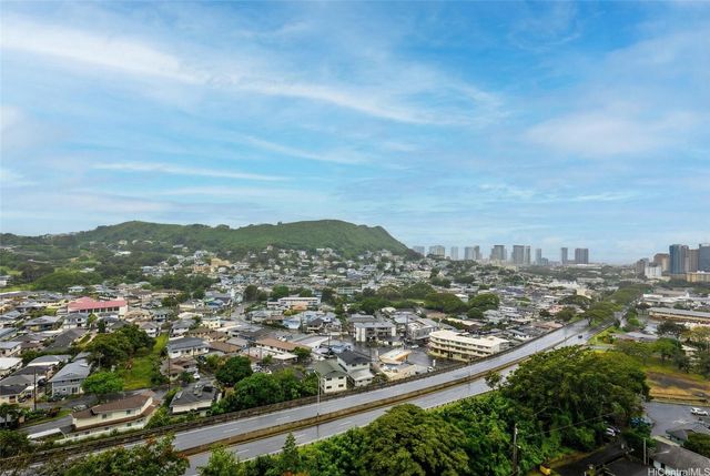 55 S Judd Street 2004, Honolulu, HI 96817