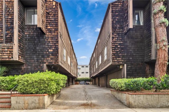 332 N 5th street, Burbank, CA 91501