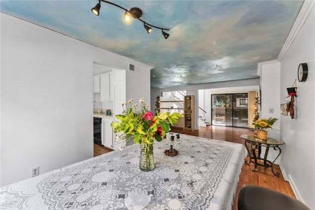 332 N 5th street, Burbank, CA 91501