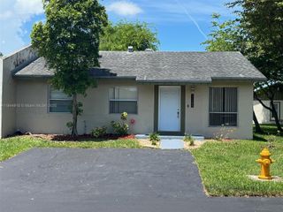 11795 SW 122nd Pl 11795, Miami, FL 33186