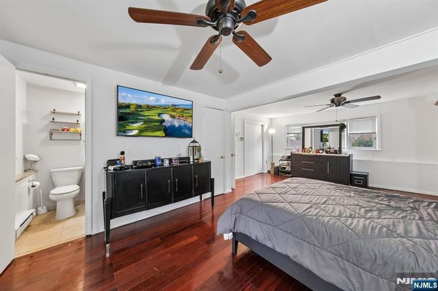 2 Caryn Place, Fairfield, NJ 07004