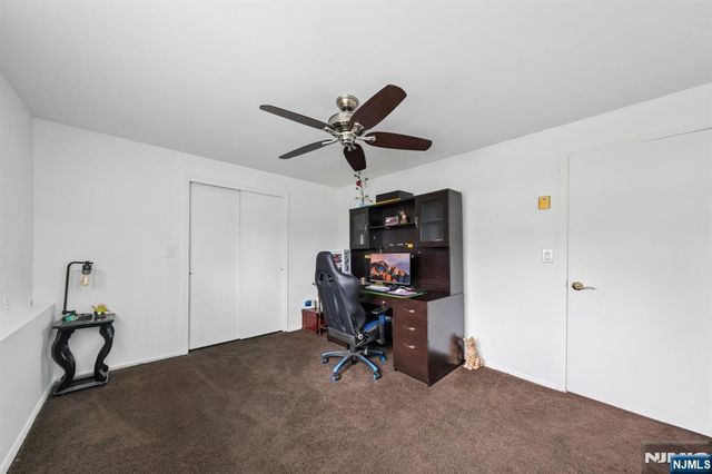 2 Caryn Place, Fairfield, NJ 07004