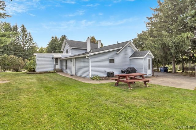 5436 Big Tree Road, Orchard Park, NY 14127