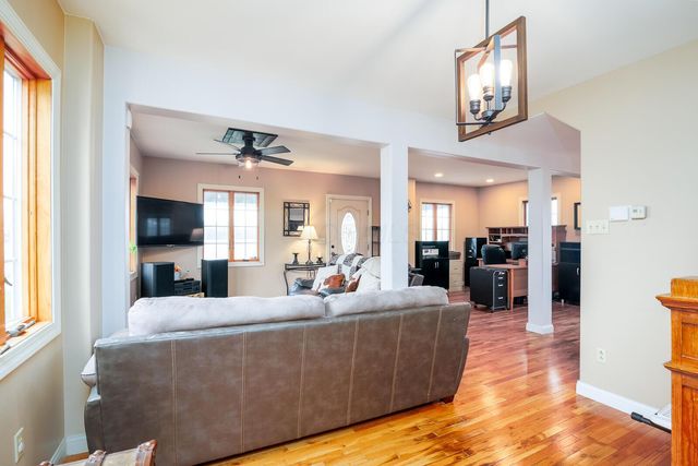 9550 Heimberger Road NW, Baltimore, OH 43105