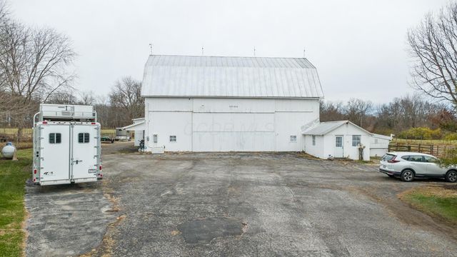 9550 Heimberger Road NW, Baltimore, OH 43105