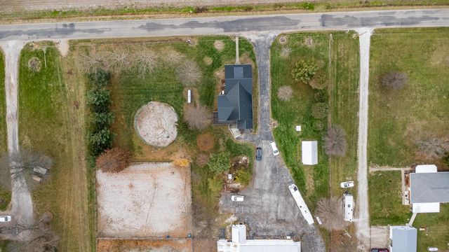 9550 Heimberger Road NW, Baltimore, OH 43105