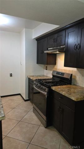 25255 Avenida Dorena, Newhall, CA 91321