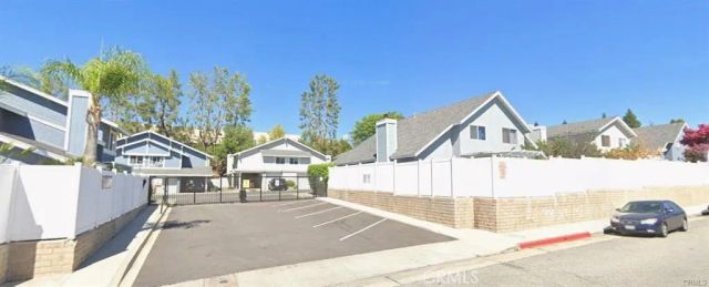 25255 Avenida Dorena, Newhall, CA 91321