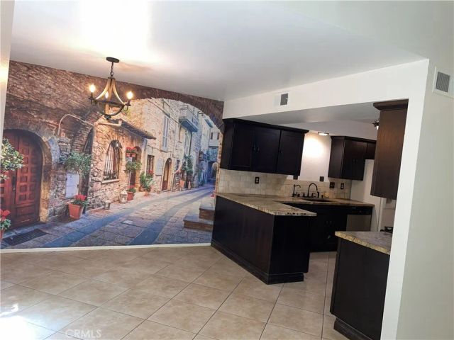 25255 Avenida Dorena, Newhall, CA 91321