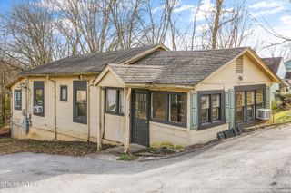 1080 Baker Ave, Knoxville, TN 37920