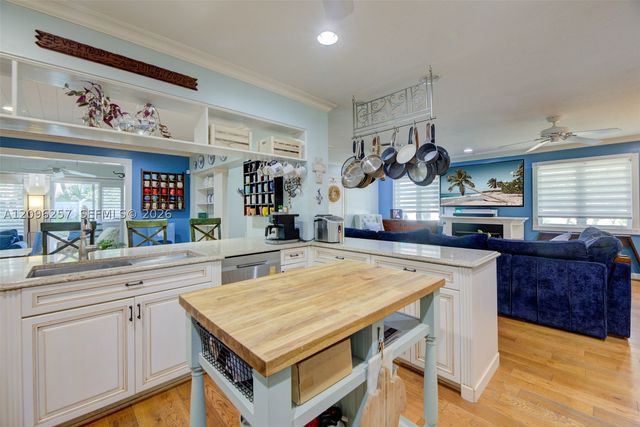 3660 N 53rd Ave, Hollywood, FL 33021