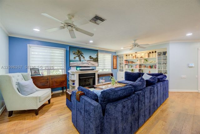 3660 N 53rd Ave, Hollywood, FL 33021