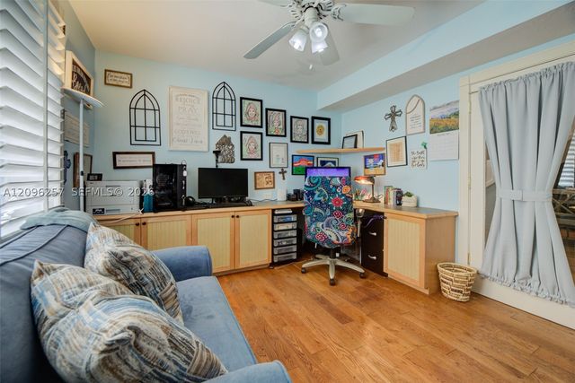 3660 N 53rd Ave, Hollywood, FL 33021