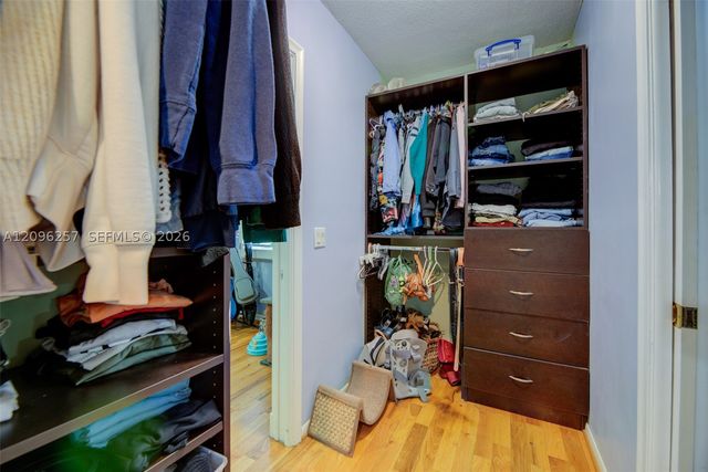 3660 N 53rd Ave, Hollywood, FL 33021