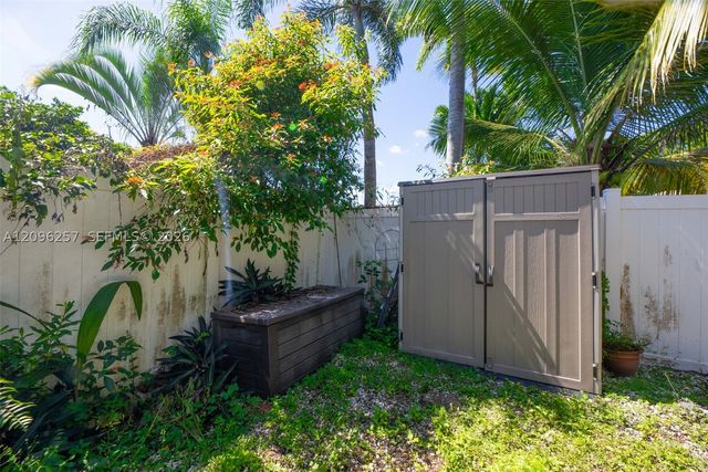 3660 N 53rd Ave, Hollywood, FL 33021